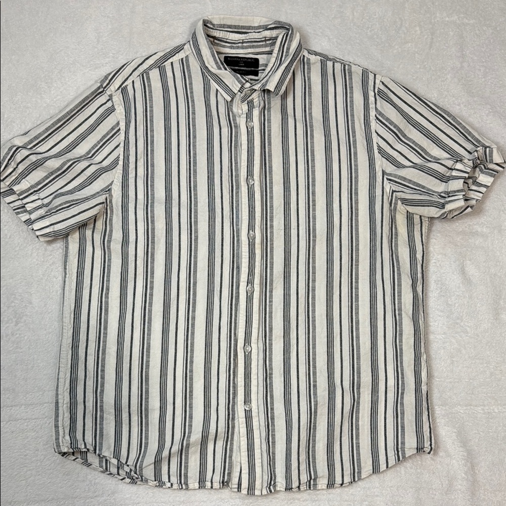 Banana Republic Striped Casual Button Down Shirt